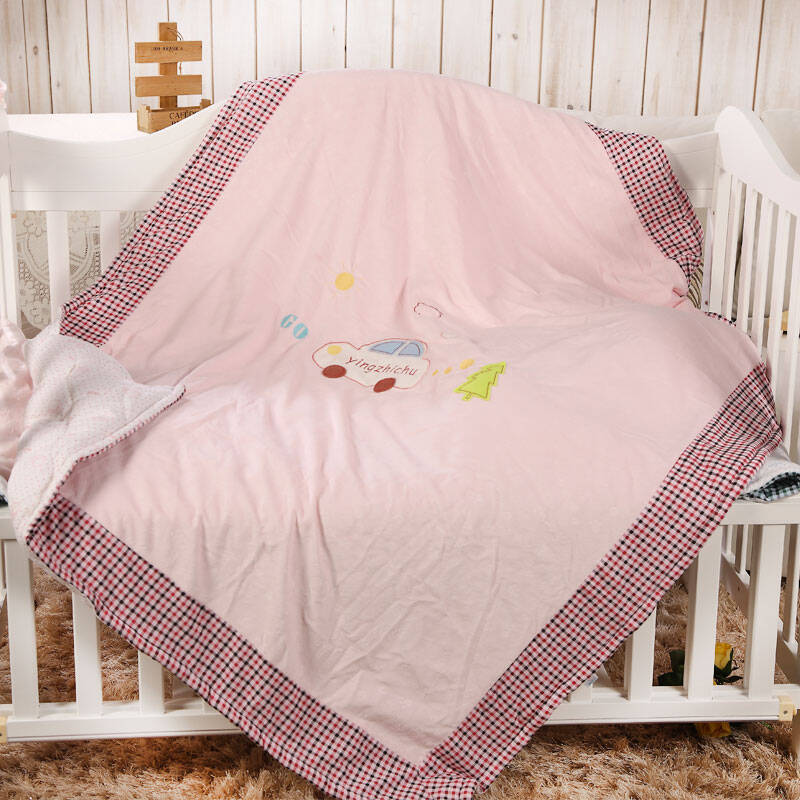 床上用品被子褥子婴儿,婴儿床上用品，被子与褥子的选择